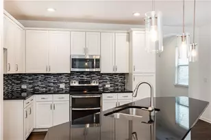 1624 Lenox Overlook Road NE, Atlanta, GA 30329 - Photo 13
