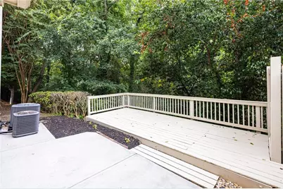 1624 Lenox Overlook Road NE, Atlanta, GA 30329 - Photo 19