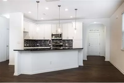 1624 Lenox Overlook Road NE, Atlanta, GA 30329 - Photo 11