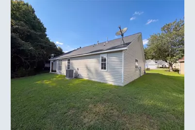 1088 Meadow Glen Circle, Fairburn, GA 30213 - Photo 19