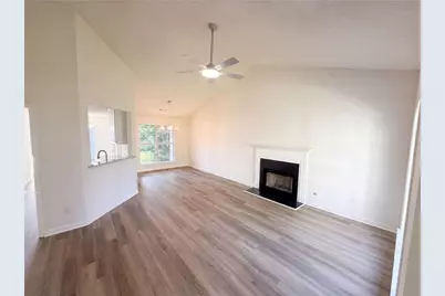 1088 Meadow Glen Circle, Fairburn, GA 30213 - Photo 3