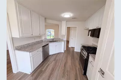 1088 Meadow Glen Circle, Fairburn, GA 30213 - Photo 7