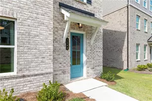 3390 Willow Glade Trl, Lawrenceville, GA 30043 - Photo 3