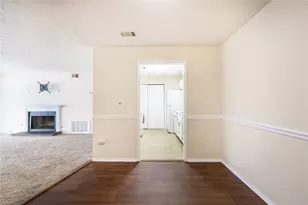 910 Augusta Dr SE, Marietta, GA 30067 - Photo 11