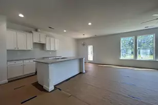 260 Crimson Feather Dr, Jefferson, GA 30549 - Photo 3