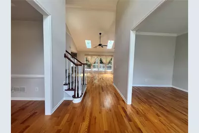 365 Tumbling Creek Dr, Alpharetta, GA 30005 - Photo 3