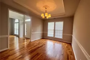 365 Tumbling Creek Dr, Alpharetta, GA 30005 - Photo 5