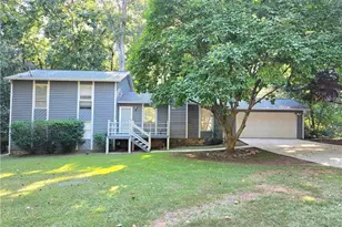 692 Talemwood Ct, Lawrenceville, GA 30044 - Photo 1