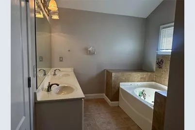 1843 Thomas Pointe Trace, Lawrenceville, GA 30043 - Photo 5