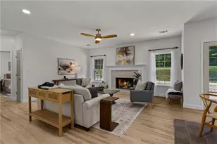 4049 Due W Rd NW, Marietta, GA 30064 - Photo 3