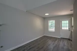 4333 Ward Bluff Ct, Ellenwood, GA 30294 - Photo 9