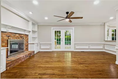 5309 W Bank Drive, Marietta, GA 30068 - Photo 3