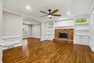 5309 W Bank Dr, Marietta, GA 30068 - Photo 5