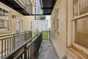 2840 Peachtree Rd NW, Atlanta, GA 30305 - Photo 23