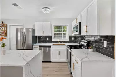 2359 Baywood Drive SE, Atlanta, GA 30315 - Photo 3