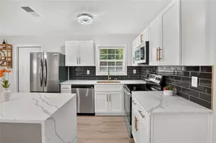 2359 Baywood Dr SE, Atlanta, GA 30315 - Photo 3