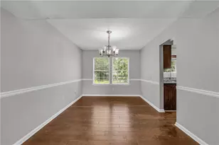 4890 Evergreen Valley Way, Alpharetta, GA 30022 - Photo 13
