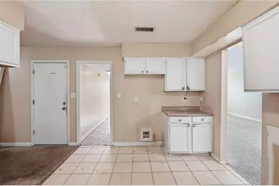 1001 Chapman Lane, Stone Mountain, GA 30088 - Photo 11