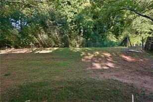 1001 Chapman Ln, Stone Mountain, GA 30088 - Photo 21