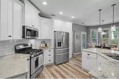 706 Chanson Drive SW, Marietta, GA 30064 - Photo 17