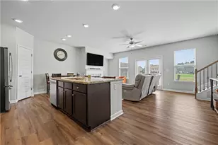 3652 Prospect Point Dr, Oakwood, GA 30566 - Photo 3
