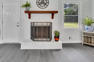 3417 Creekwood Dr SE, Conyers, GA 30094 - Photo 11