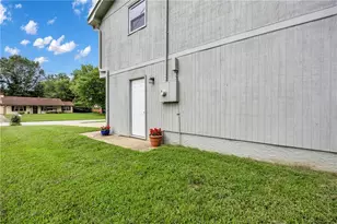 3417 Creekwood Dr SE, Conyers, GA 30094 - Photo 37