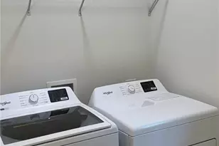 672 Cassanova St, Atlanta, GA 30315 - Photo 3