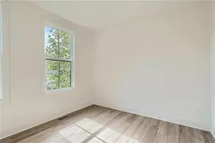 180 Chestnut Cir, Atlanta, GA 30342 - Photo 9