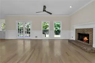 3601 Hampstead Ln NE, Roswell, GA 30075 - Photo 9