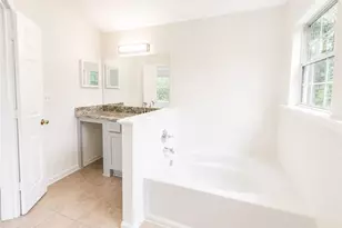 2095 Glynmoore Dr, Lawrenceville, GA 30043 - Photo 13