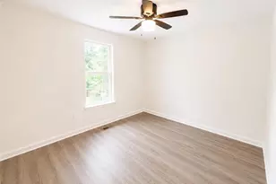 2095 Glynmoore Dr, Lawrenceville, GA 30043 - Photo 17