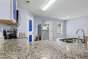 1777 Robinson Ct, Griffin, GA 30224 - Photo 7