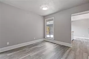 844 Manning Villas Ct SW, Marietta, GA 30064 - Photo 11