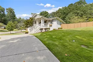 2661 Linnwood Dr SE, Smyrna, GA 30080 - Photo 3