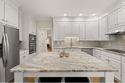 4512 Woodhaven NE, Marietta, GA 30067 - Photo 9
