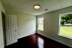 510 Shire Ln, Fairburn, GA 30213 - Photo 13