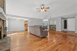 8340 Beechwood Trce, Riverdale, GA 30274 - Photo 11
