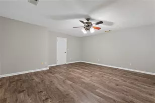 8340 Beechwood Trce, Riverdale, GA 30274 - Photo 15