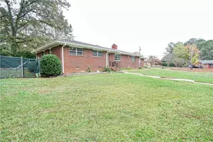 680 Sherwood Dr, Jonesboro, GA 30236 - Photo 5