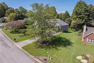 2290 Black Bear Ct, Buford, GA 30519 - Photo 45