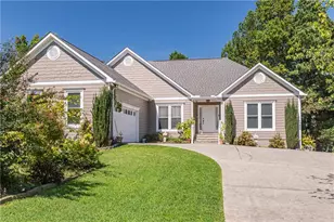 2290 Black Bear Ct, Buford, GA 30519 - Photo 3