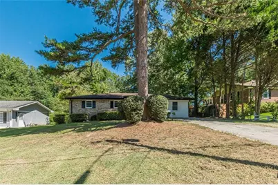 6405 Kensington Court, Austell, GA 30106 - Photo 3