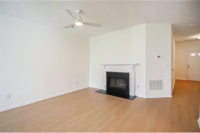 210 Parkgreen Road, Lawrenceville, GA 30044 - Photo 7