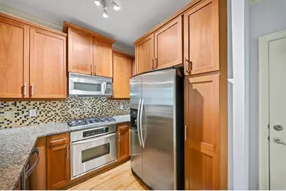 1115 Glenridge Place NE, Sandy Springs, GA 30342 - Photo 7