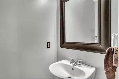 711 Cosmopolitan Drive NE #403, Atlanta, GA 30324 - Photo 11