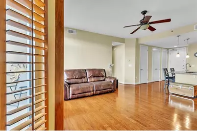711 Cosmopolitan Drive NE #403, Atlanta, GA 30324 - Photo 9