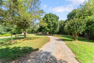 1556 Fred Goss Rd, Danielsville, GA 30633 - Photo 5