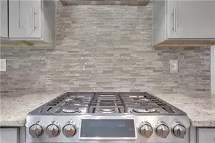 2395 Devon Leigh Walk, Duluth, GA 30096 - Photo 13
