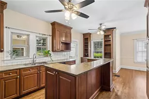 2918 N Hills Dr NE, Atlanta, GA 30305 - Photo 13